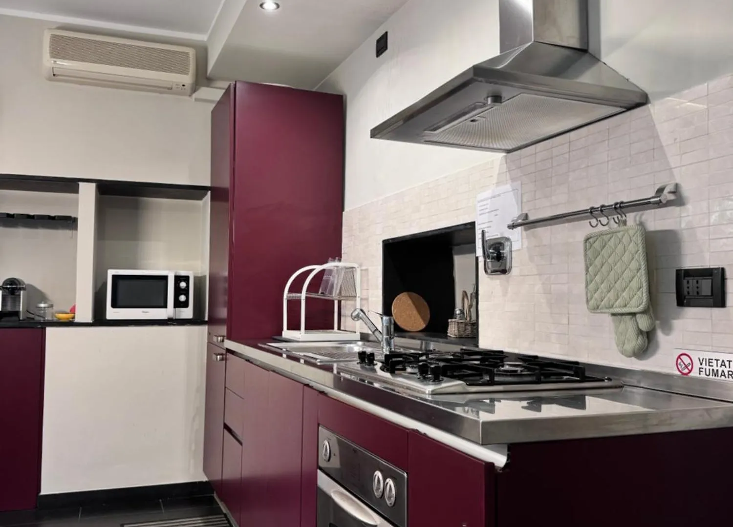 Cavalletto Home By Farris Cors Genoa Italy